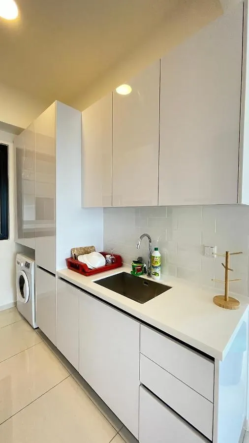 2Br Comfort & Cozy New Condo @ Georgetown Apartment