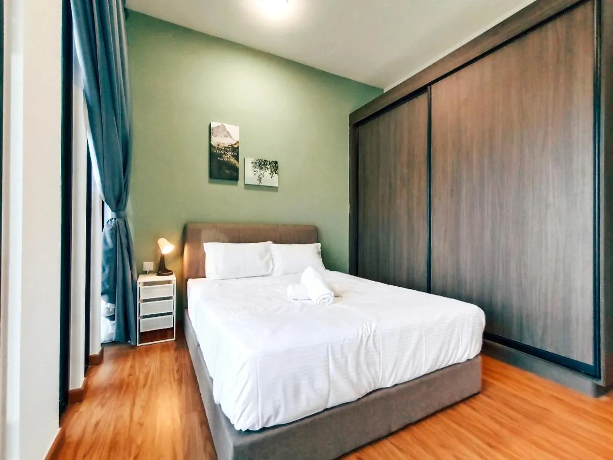 2Br Comfort & Cozy New Condo @ Georgetown Apartment George Town