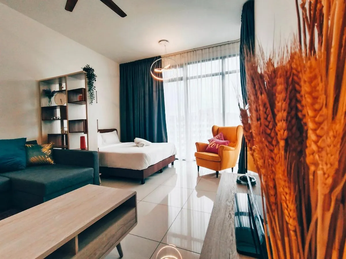 Apartment 2Br Comfort & Cozy New Condo @ Georgetown Malaysia
