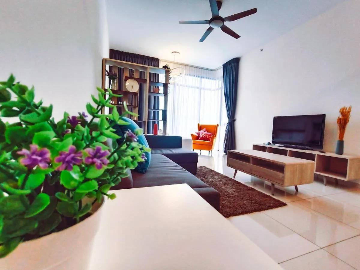 2Br Comfort & Cozy New Condo @ Georgetown Malaysia