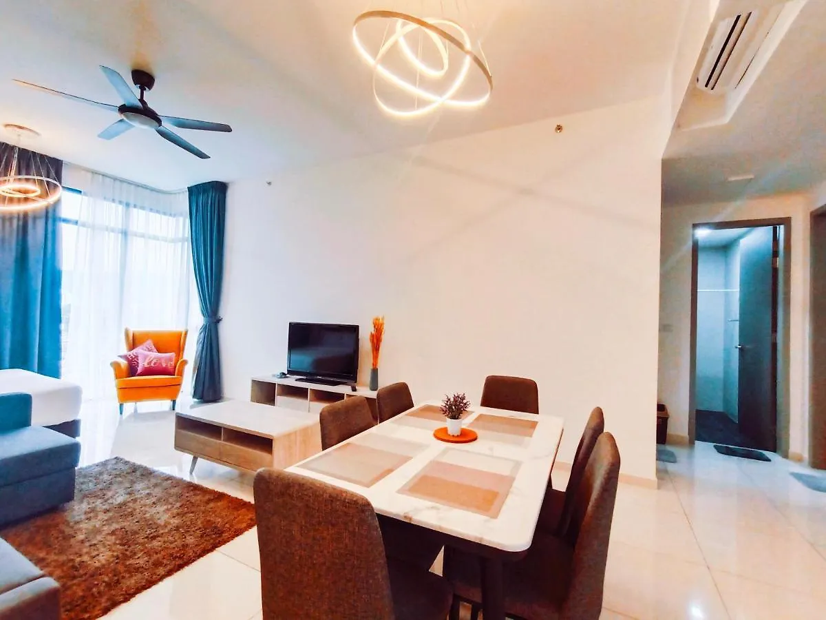 2Br Comfort & Cozy New Condo @ Georgetown Apartment George Town