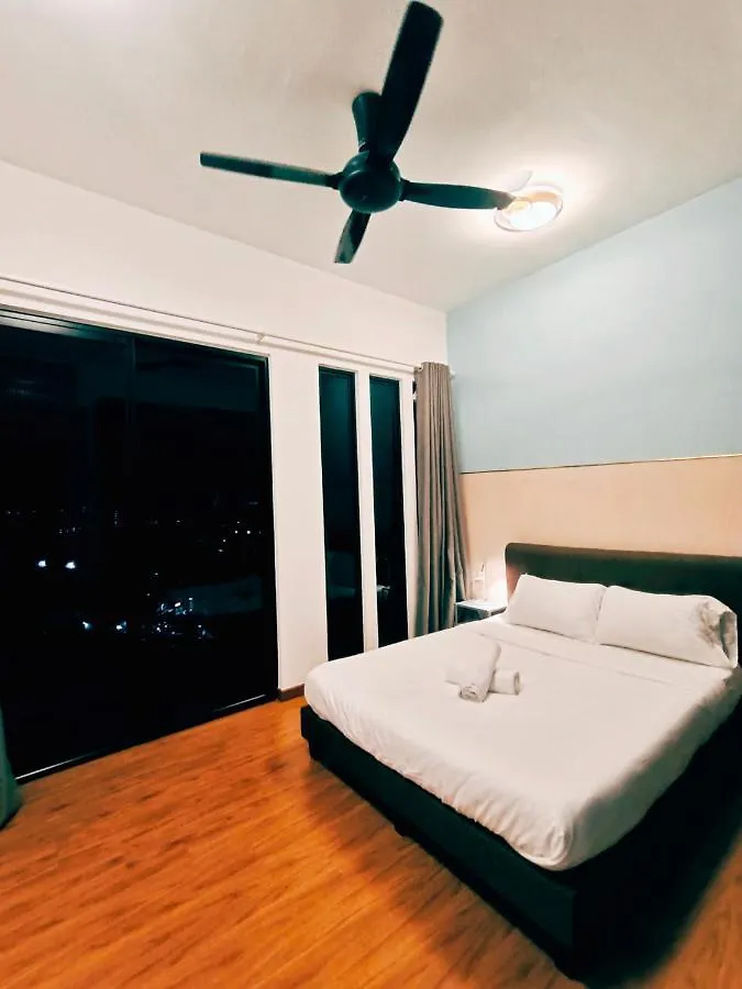 2Br Comfort & Cozy New Condo @ Georgetown Malaysia