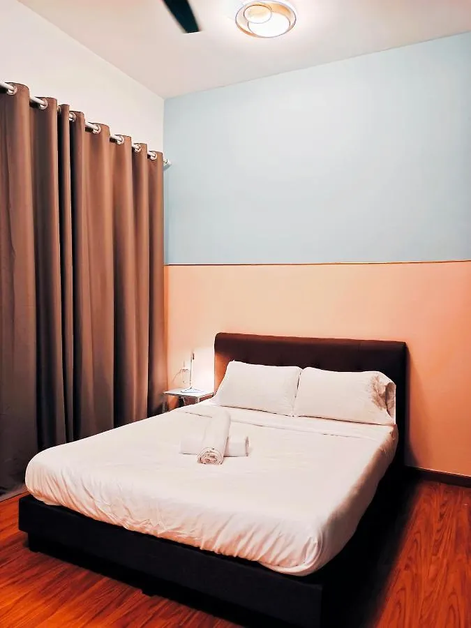 2Br Comfort & Cozy New Condo @ Georgetown 0*, George Town