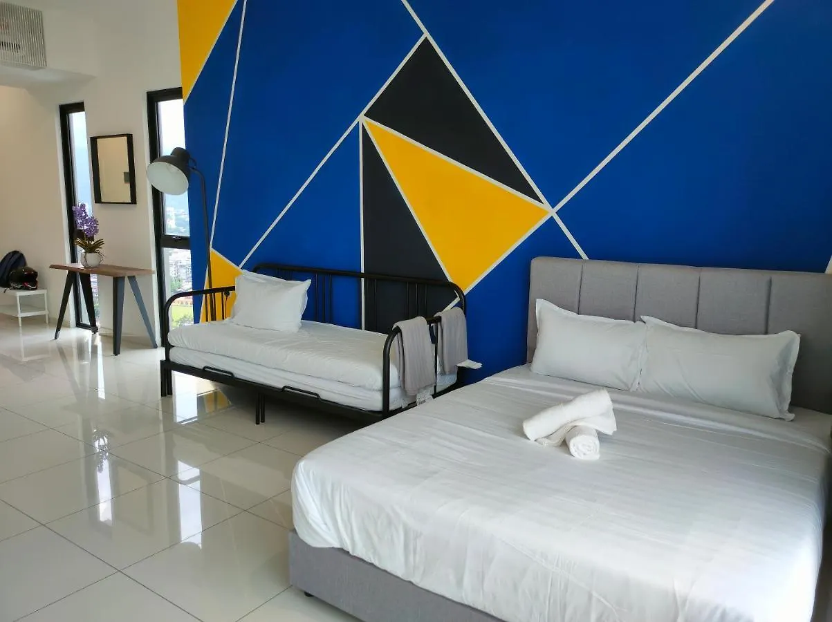 2Br Comfort & Cozy New Condo @ Georgetown 0*, George Town