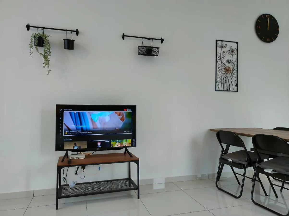 2Br Comfort & Cozy New Condo @ Georgetown Apartment George Town